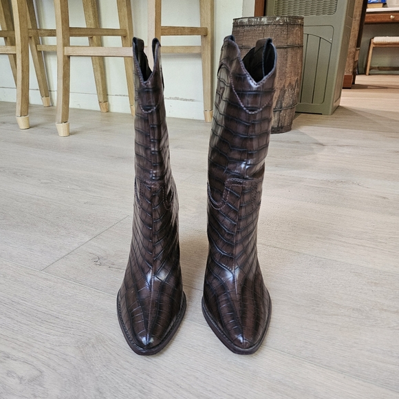 Guess Marney 2 Western Crocodile Leather Mid Calf Cowboy Heeled Boots - Picture 10 of 11